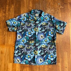 Yiume Wear shirt Men’s XL